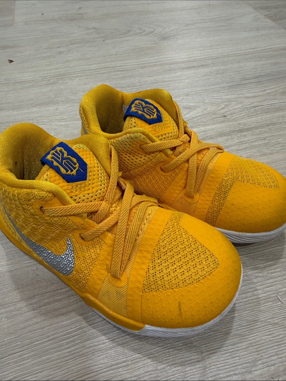 Kids Yellow Athletic Sneakers with Silver Swoosh Kyrie Mac and Cheese 8C